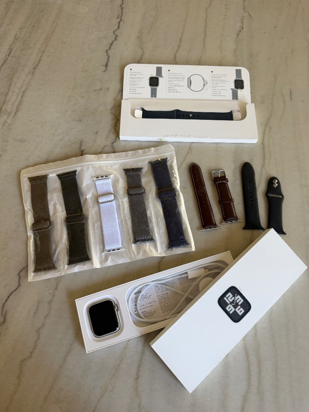 Apple Watch SE 2nd generations and bands